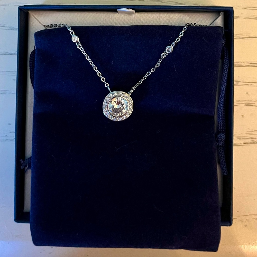 NWT Eve’s Addiction Bezel Set Solitaire CZ Necklace SS, in pouch & gift box